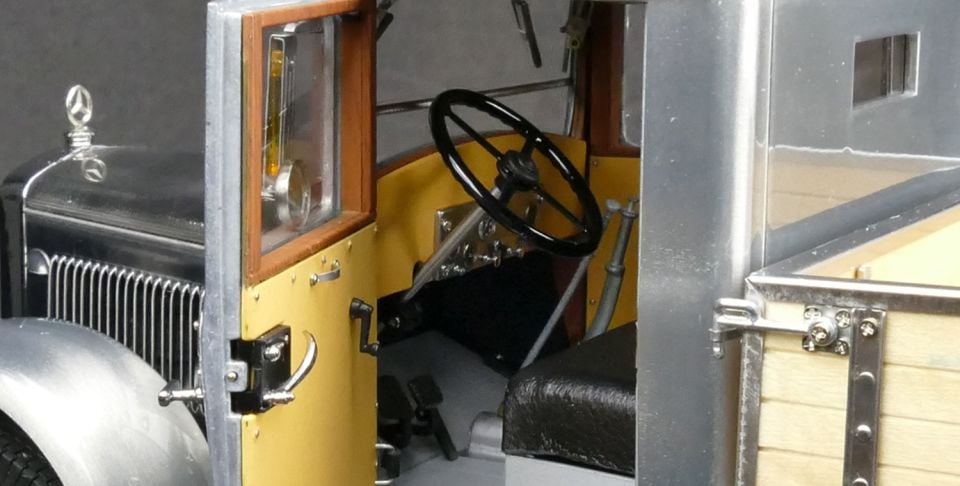 CMC MERCEDES LKW LO 2750 1934-38 CLEAR FINISH (M171) 1:18