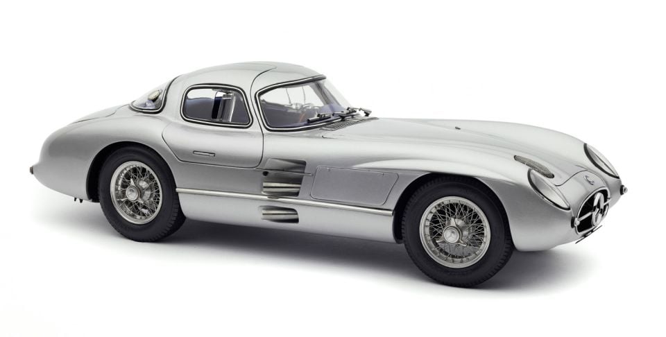 CMC MERCEDES 300 SLR UHLENHAUT COUPE 1955 (M243) 1:18