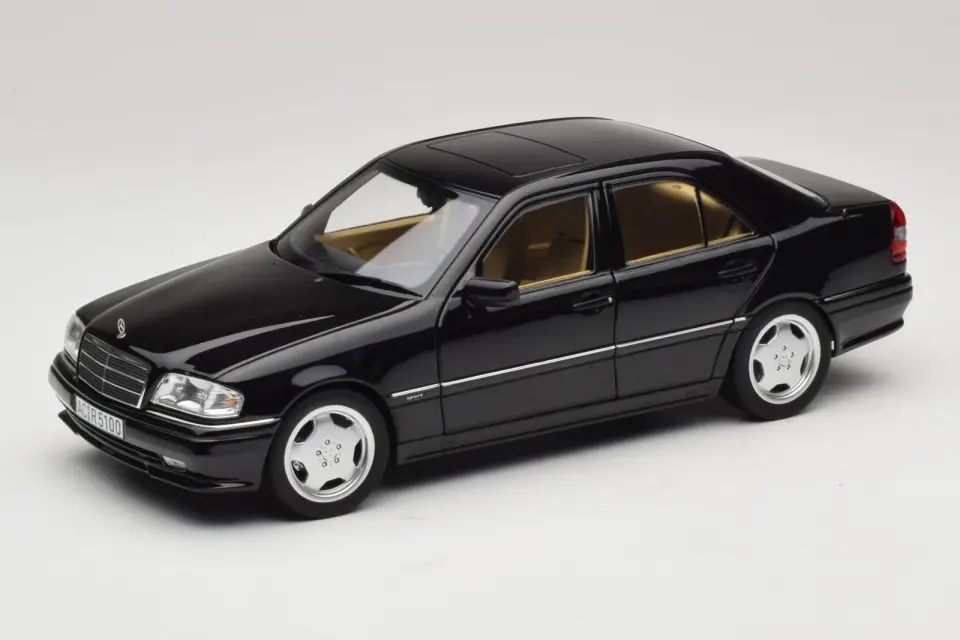 NOREV MERCEDES-BENZ C63 AMG W202 BLACK 1:18 (183381)