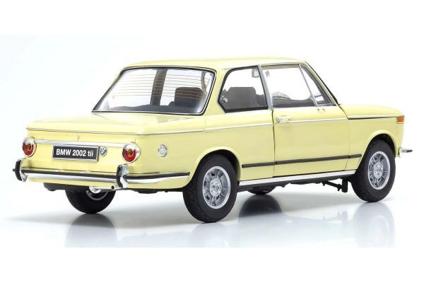 KYOSHO BMW 2002 Tii 1972 1:18 (08543W)