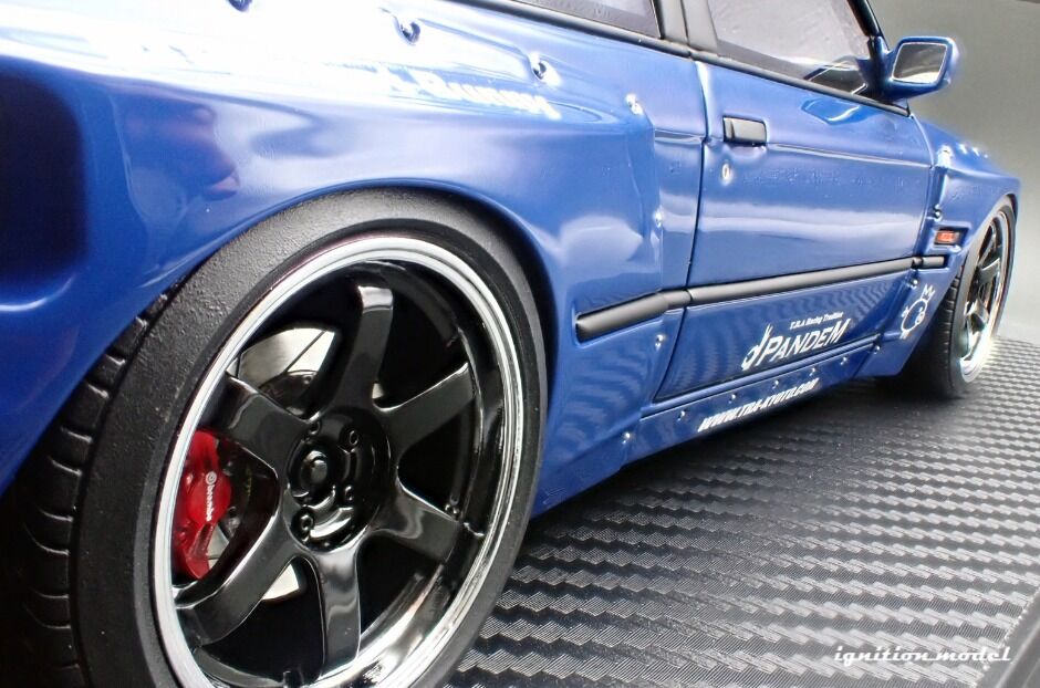 Ignition Model 1:18 PANDEM 30 Blue IG3712