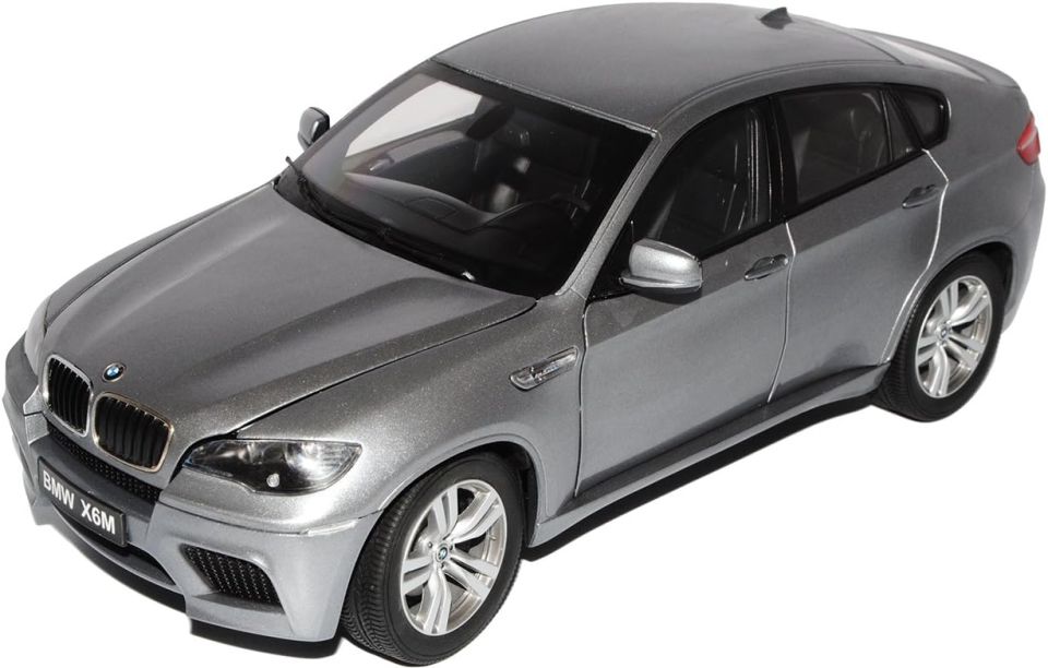 KYOSHO BMW X6 M E71 2010 1:18