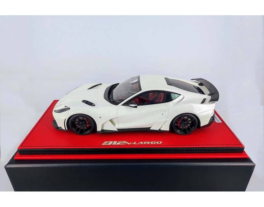 Novitec 812 N-Largo Metallic White, Red Interior 1:18 (LİMİTED 50 PCS)