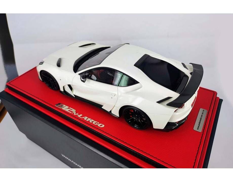 Novitec 812 N-Largo Metallic White, Red Interior 1:18 (LİMİTED 50 PCS)