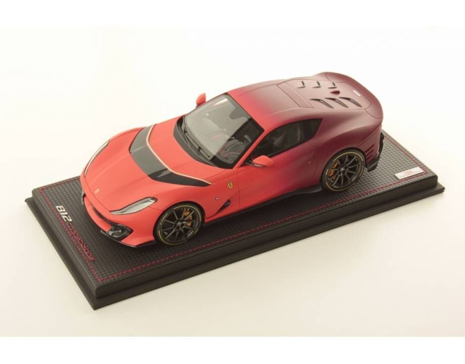 MR Coll 1:18 Ferrari 812 Competizione Rosso F1 2021 Matt (LİMİTED 49)