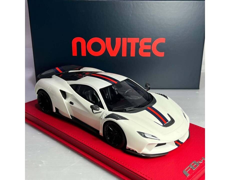 Novitec F8 N-Largo, White with Strip 1:18 (LİMİTED 20)