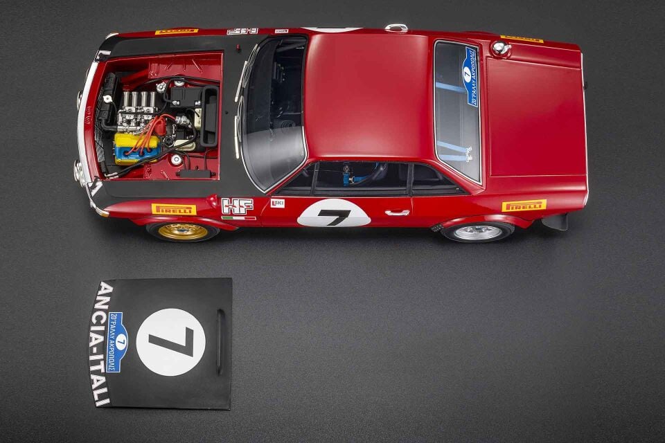 1/12 TOPMARQUES - LANCIA - FULVIA HF 1600 COUPE