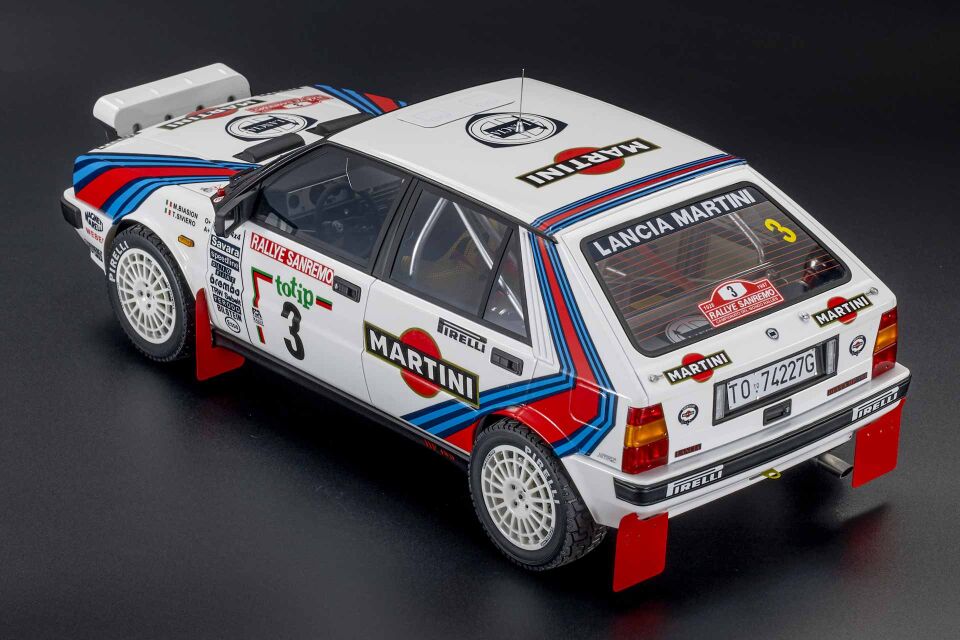 1/12 TOPMARQUES Lancia Delta HF 4WD #3 Winner