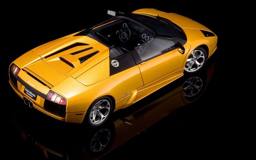 AUTOART LAMBORGHINI MURCIELAGO 1:18 (74566)