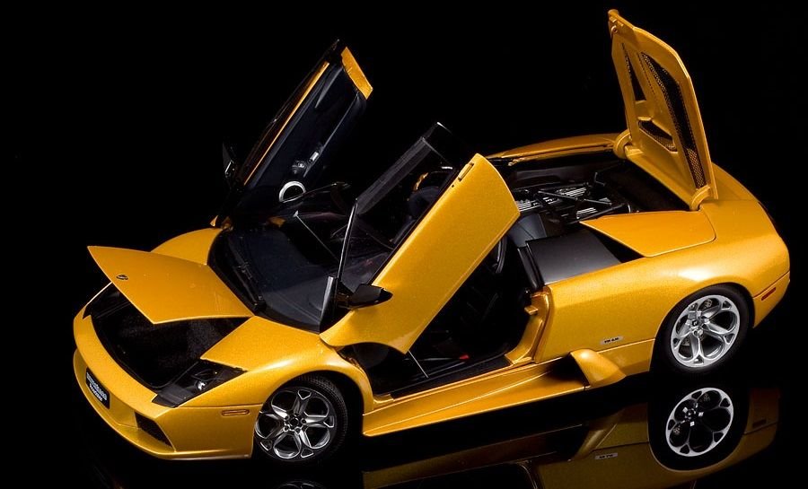 AUTOART LAMBORGHINI MURCIELAGO 1:18