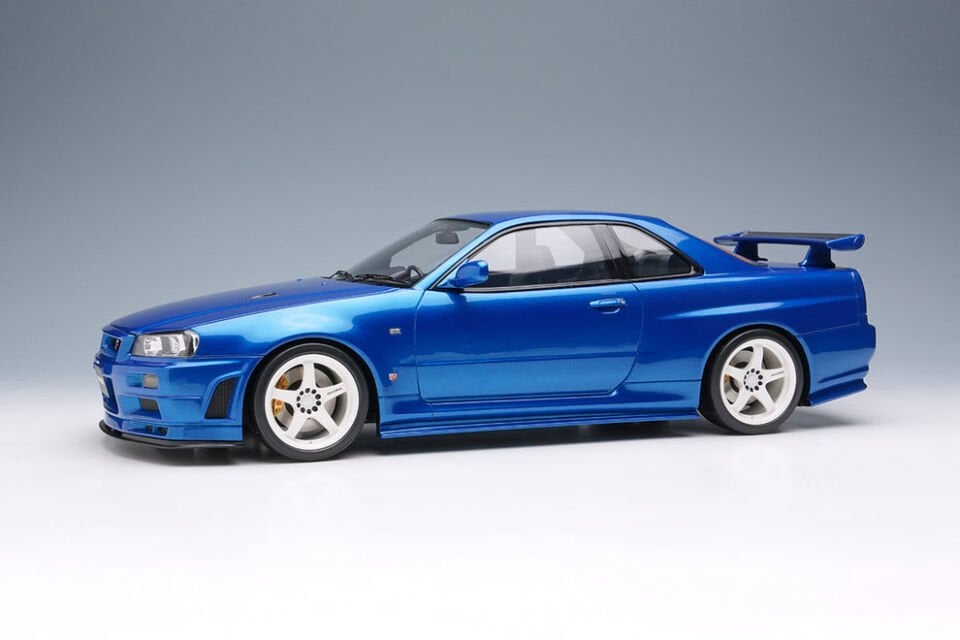 MAKE UP 1:18 NİSSAN SKYLİNE GT-R BNR34  NİSMO (LİMİTED 120 Pcs )