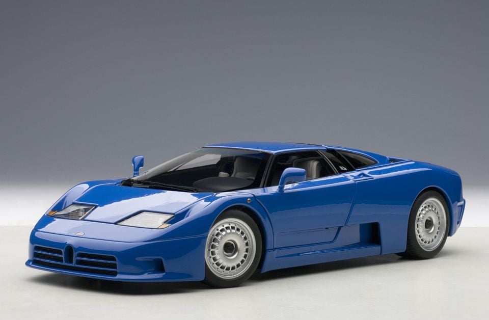 AUTOART BUGATTI EB110 GT 1:18 (70976)