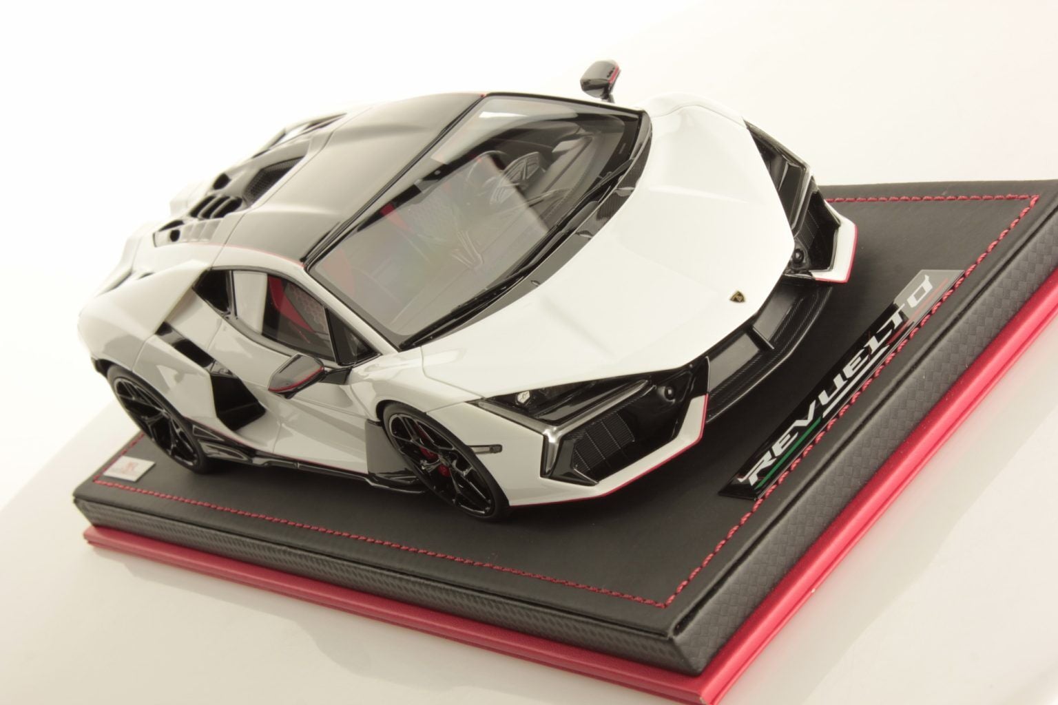 MR COLLECTION Lamborghini Revuelto 1:18 (Limited Edition 99 pcs.)