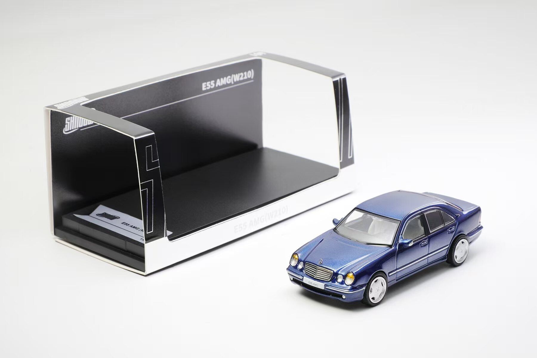 Shadow 1:64 Mercedes-Benz E55 AMG Mavi  LL-043-273