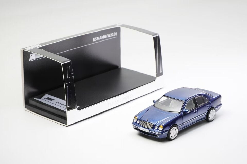 Shadow 1:64 Mercedes-Benz E55 AMG Mavi  LL-043-273