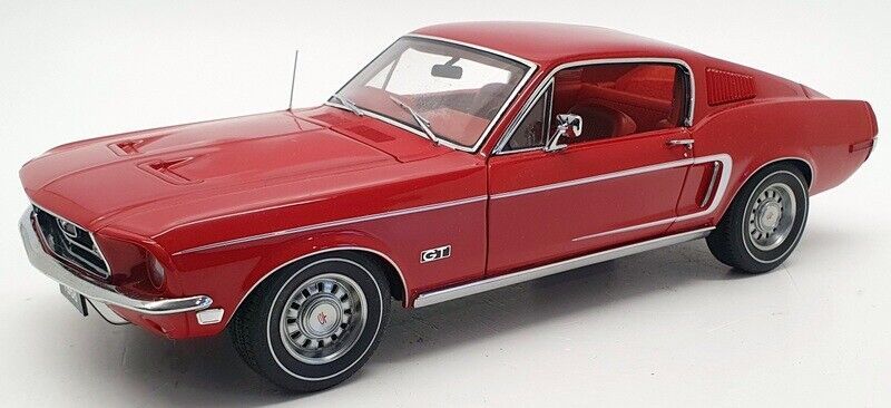 AUTOART FORD MUSTANG GT 390 1968 1:18