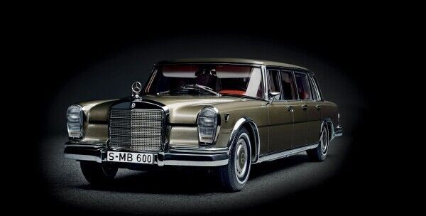 CMC MERCEDES BENZ 600 PULMAN M204 1:18