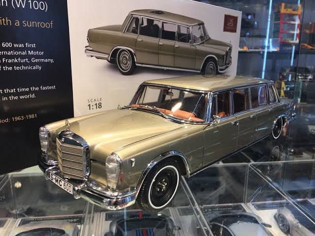 CMC MERCEDES BENZ 600 PULMAN M204 1:18