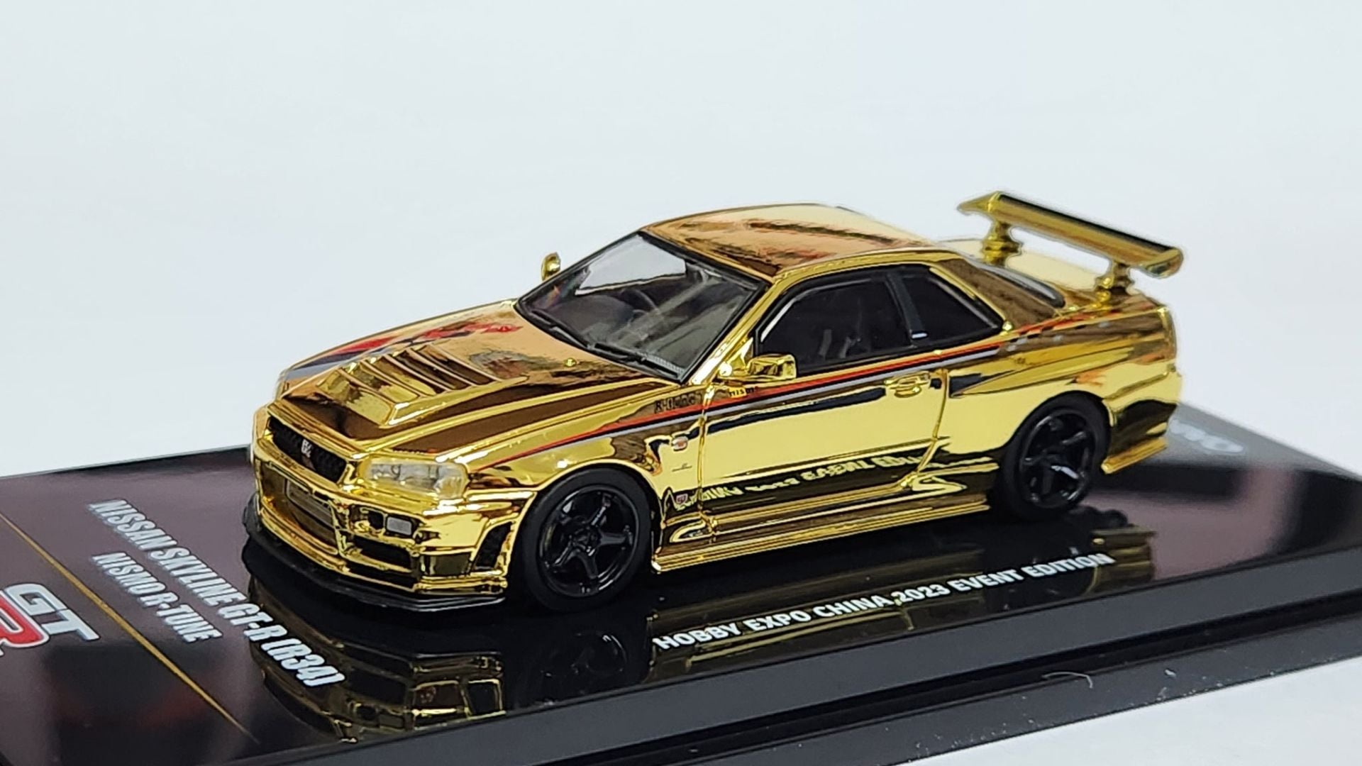 INNO 64 NISSAN SKYLINE GT-R R34 NISMO R-TUNE 1:64