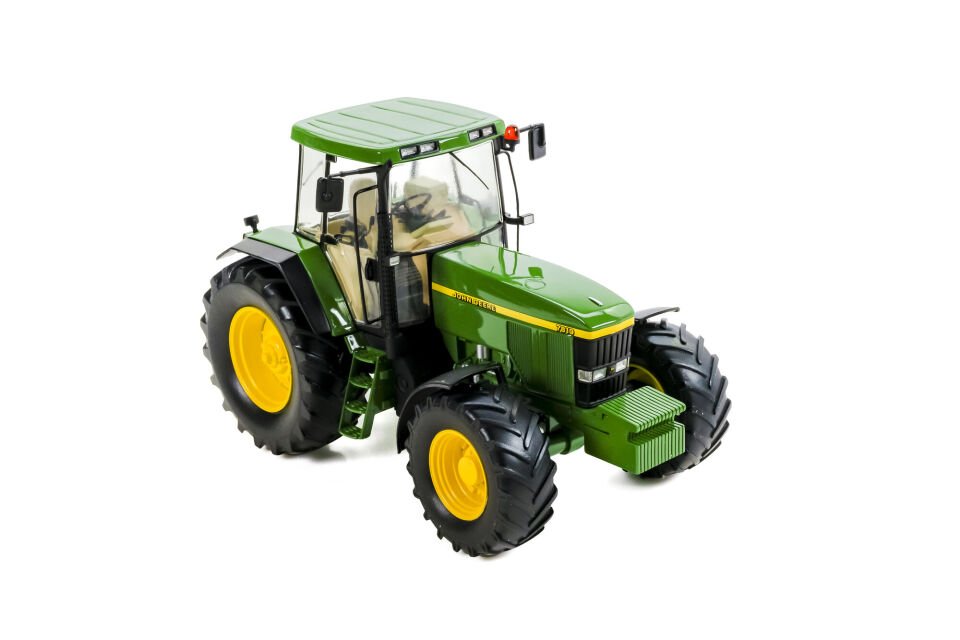 Schuco 0263 1/18 john deere 7810, green
