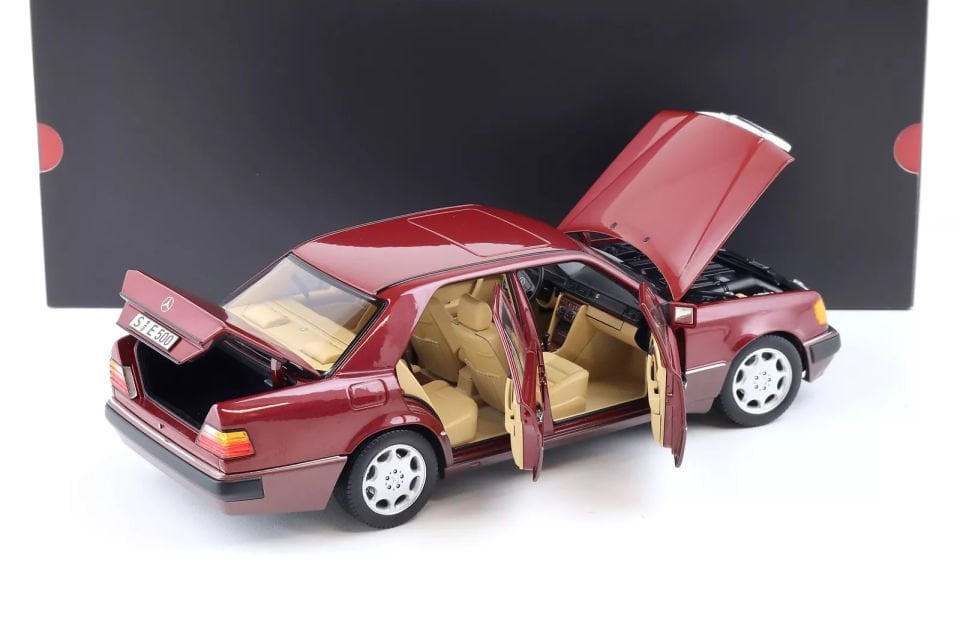 NOREV MERCEDES BENZ 500 E W124 1992  1:18 (B66040699)