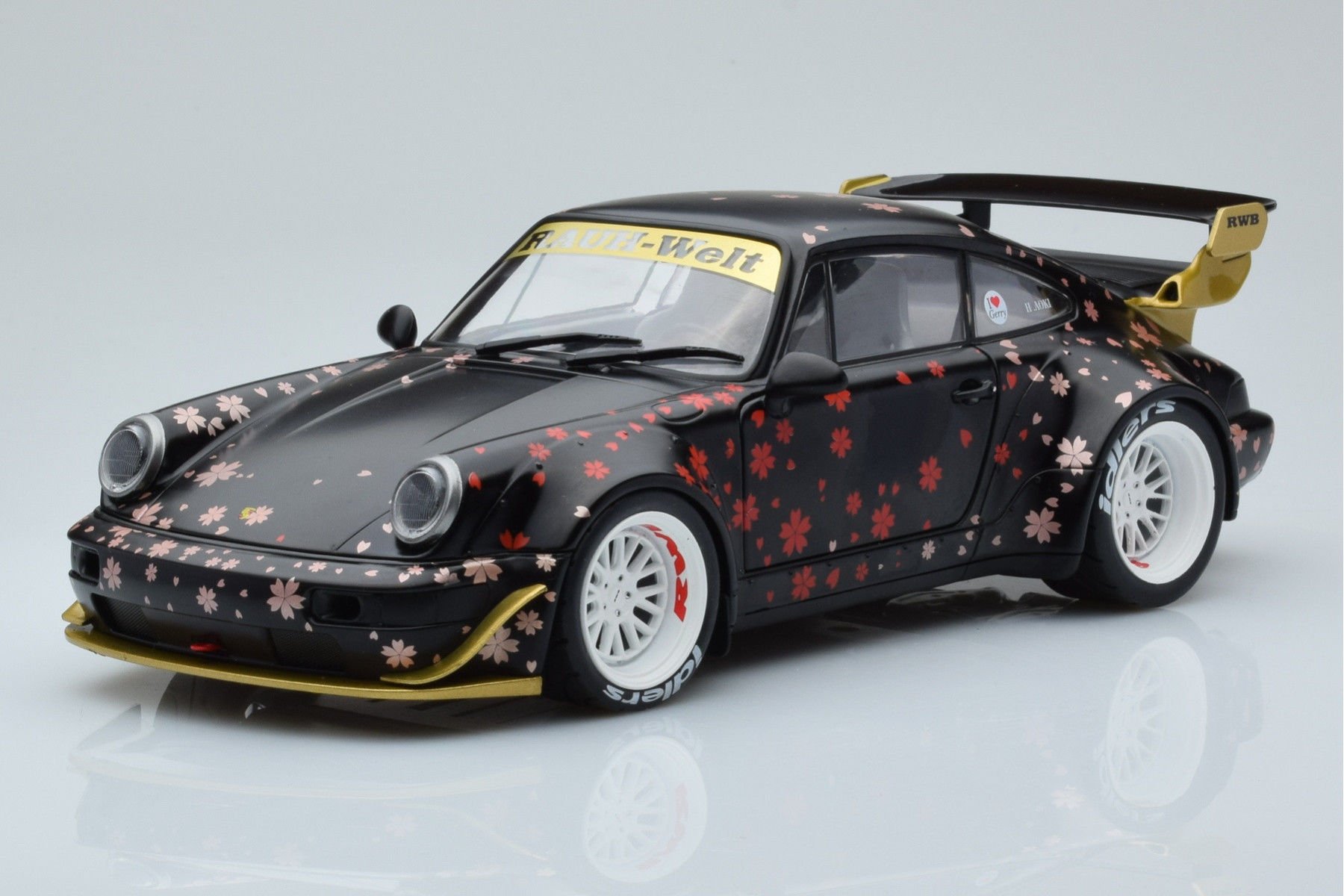 SOLIDO PORSCHE 911 964 RWB AOKI 2021 1:18