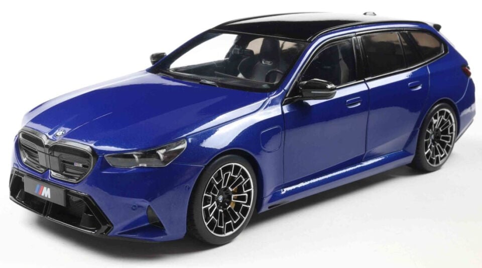 SOLIDO BMW M5 TOURING – M Marina Bay Blue Metallic – 2024