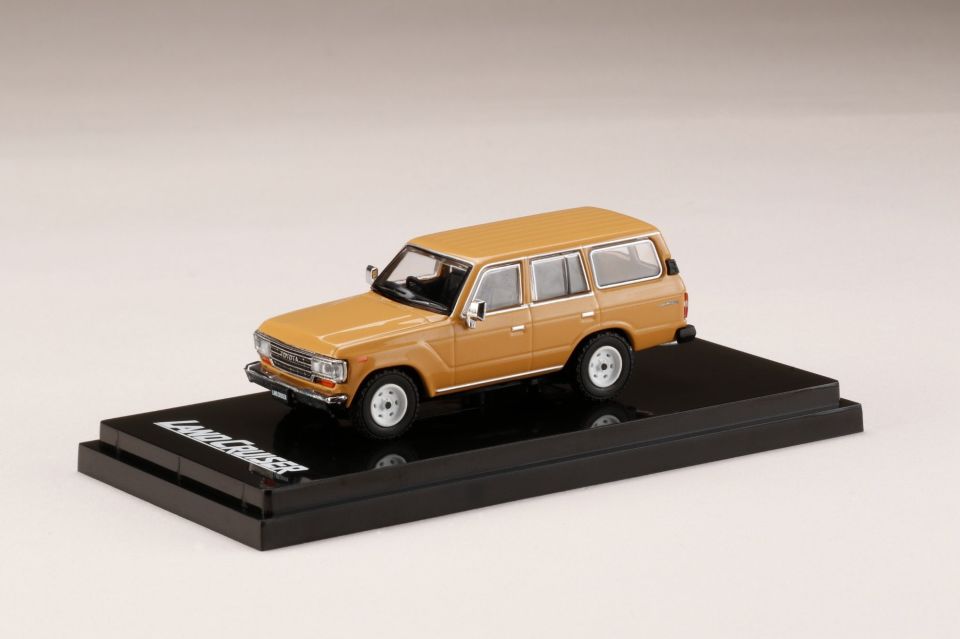 HOBBY JAPAN TOYOTA LANDCRUISER 60GX 1988 1:64