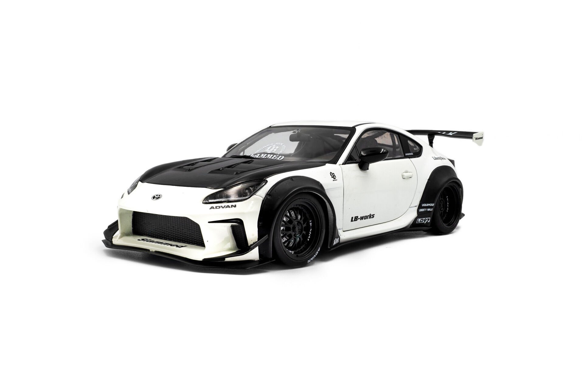 SOLIDO TOYOTA GR86 LIBERTY WORK BODY KIT BEYAZ 1:18