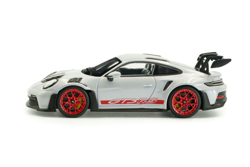 Porsche 911 (992) GT3 RS – Buz Grisi Metalik, Pyro Kırmızı İç Renk – 2023