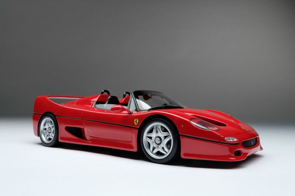 AMALGAM Ferrari F50 1:18