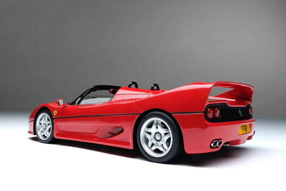 AMALGAM Ferrari F50 1:18