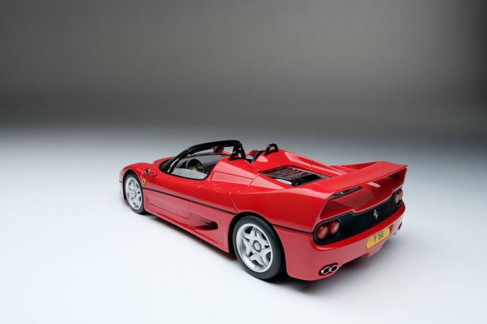 AMALGAM Ferrari F50 1:18