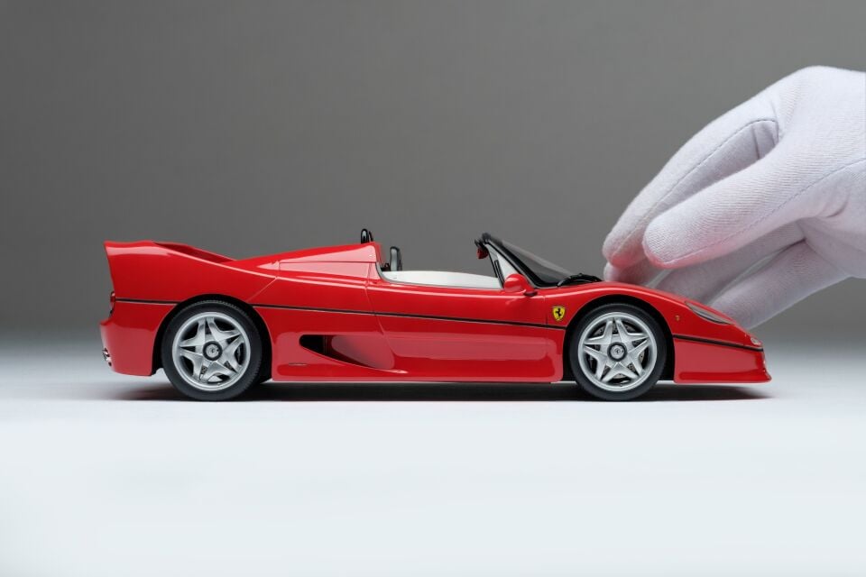 AMALGAM Ferrari F50 1:18