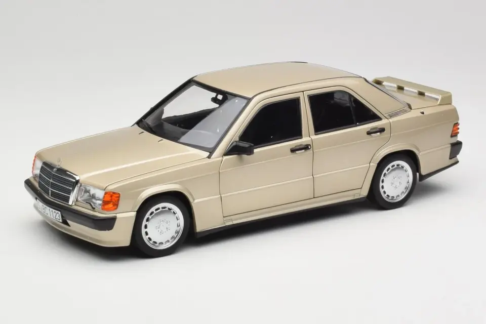 NOREV MERCEDES BENZ 190E W201 1:18