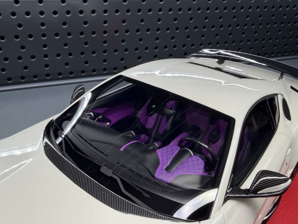 NOVITEC Ferrari 812 N-Largo Pearl White Limited 50 1:18