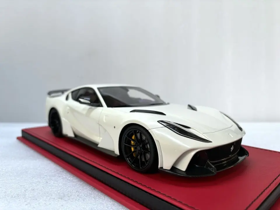 NOVITEC Ferrari 812 N-Largo Pearl White Limited 50 1:18