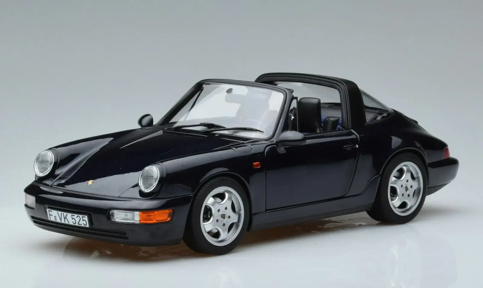 NOREV PORSCHE 911 CARRERA  TARGA 1991 (187340) 1:18