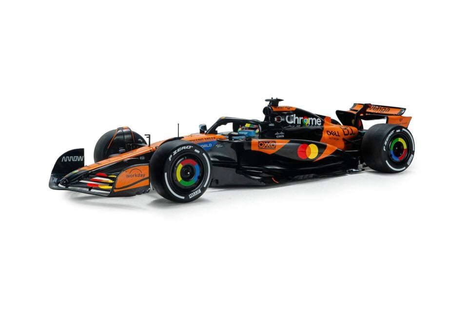 McLaren MCL39 – ÇİN GP – 2025 – O.PIASTRI #81