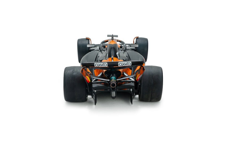 McLaren MCL39 – ÇİN GP – 2025 – O.PIASTRI #81