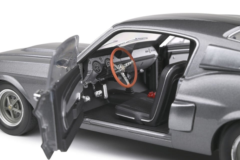 Shelby GT500 – Gri ve Siyah Çizgili – 1967