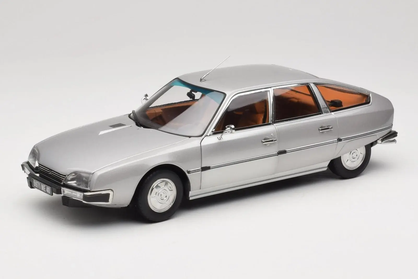 NOREV CITROEN CX 2200 PALLAS 1976 1:18