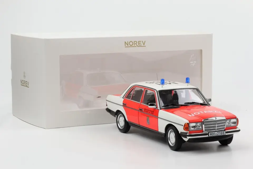 NOREV MERCEDES-BENZ 200 1984 EMERGENCY AMBULANCE 1984 1:18