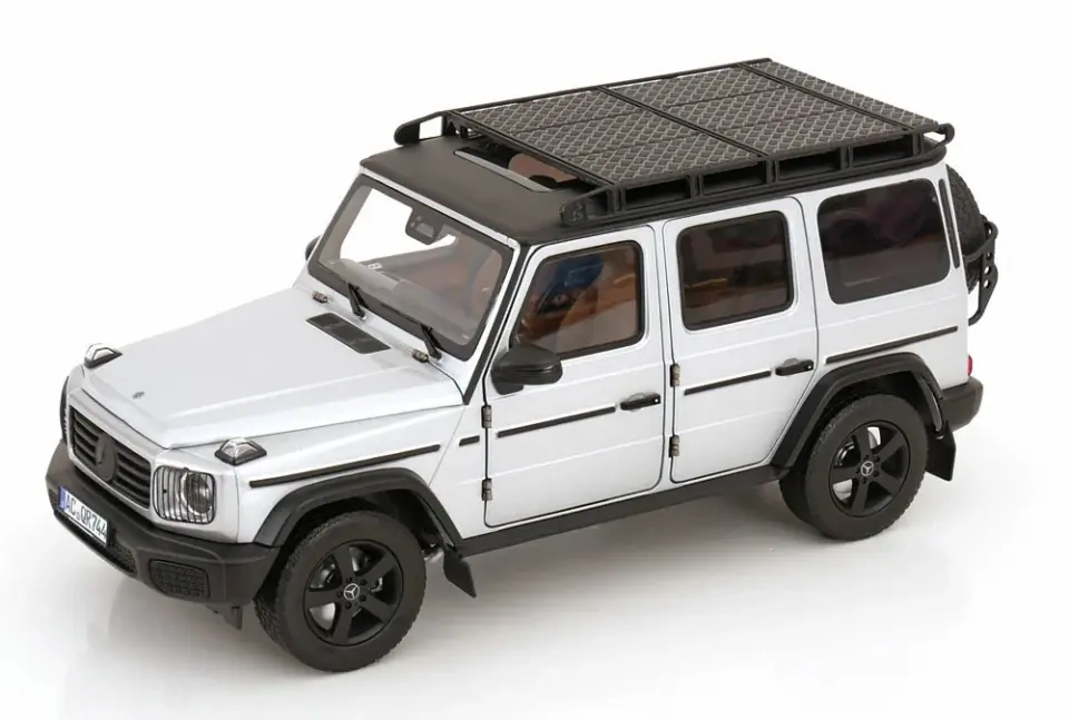 NOREV MERCEDES-BENZ G CLASS PROFESSIONAL 2024 (183030) 1:18