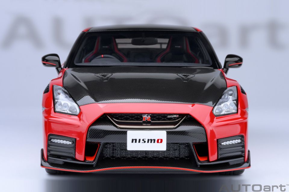 AUTOART NISSAN GT-R (R35) NISMO 2022 1:18