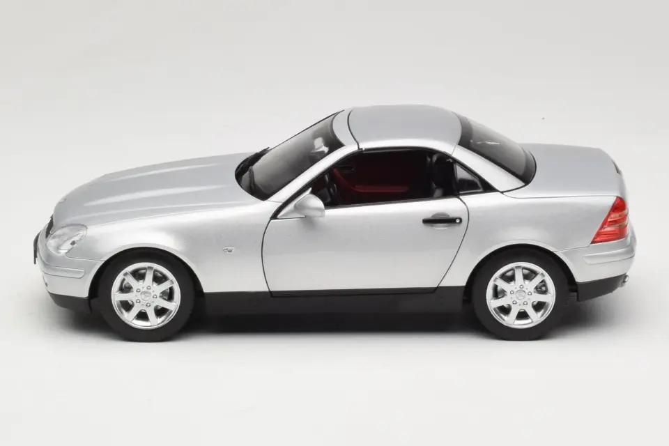 NOREV MERCEDES-BENZ SLK 1996 1:18