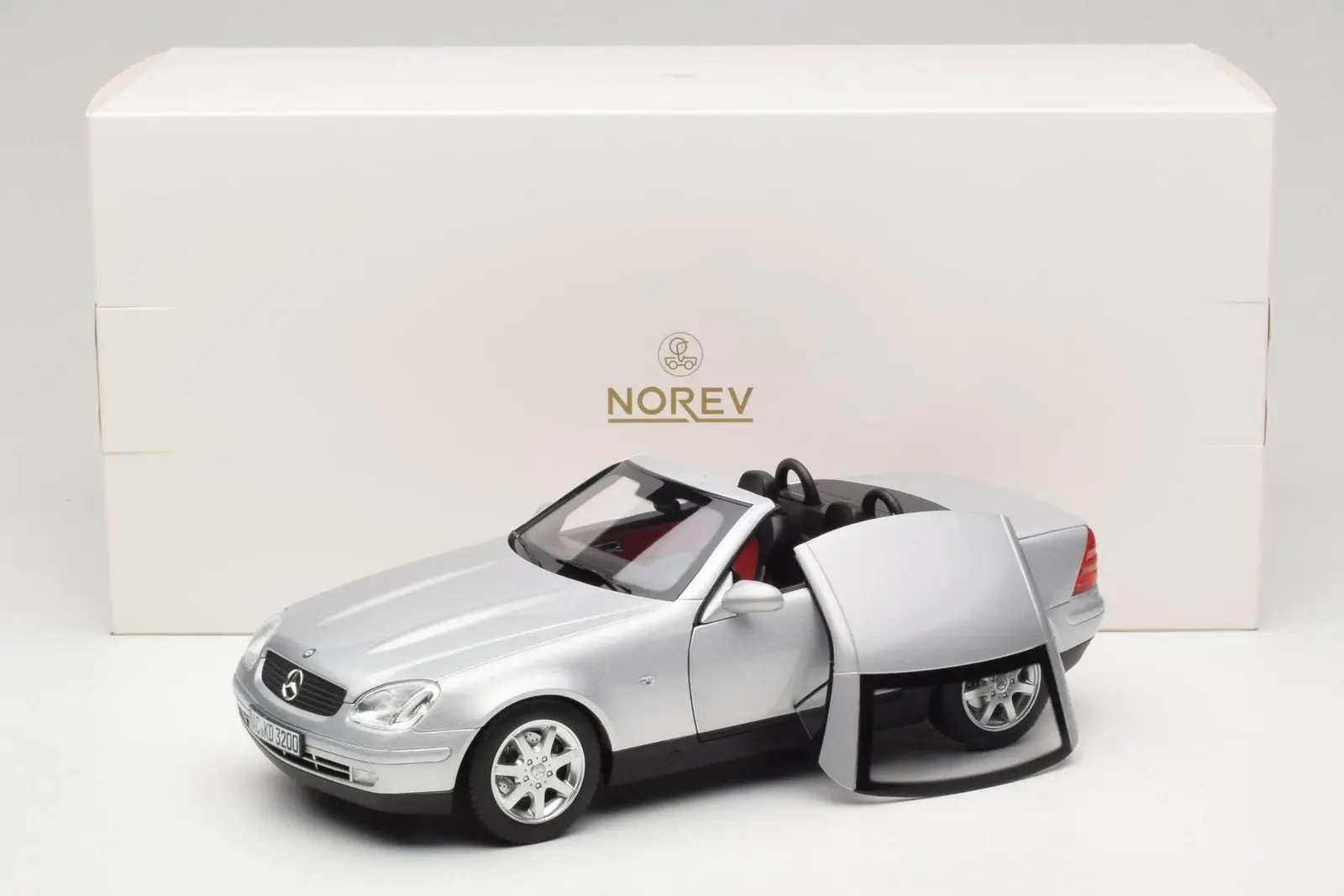 NOREV MERCEDES-BENZ SLK 1996 1:18