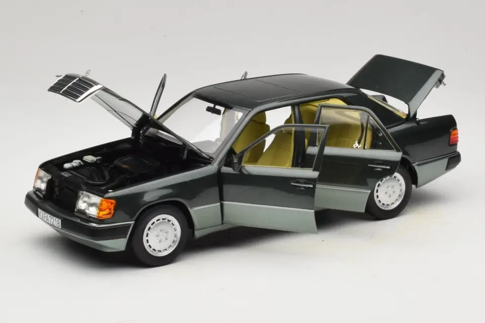 NOREV MERCEDES-BENZ 230 E 1990 1:18 (183952)