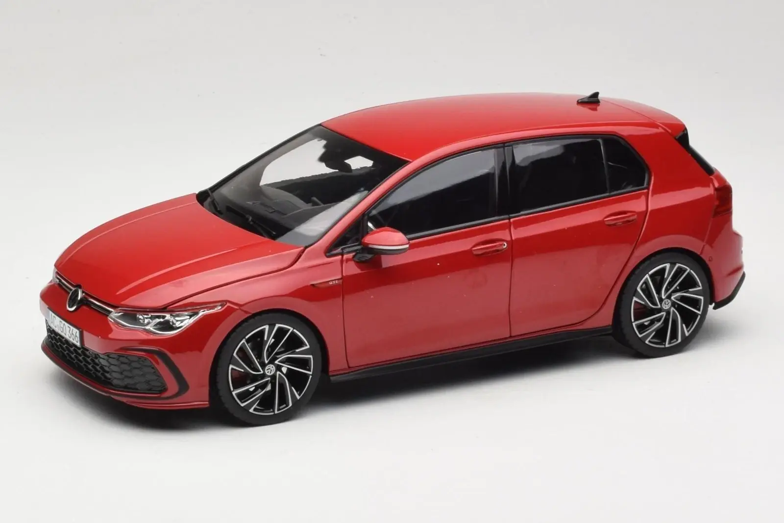 NOREV VOLKSWAGEN GOLF GTI 2020 TORNADO RED 1:18