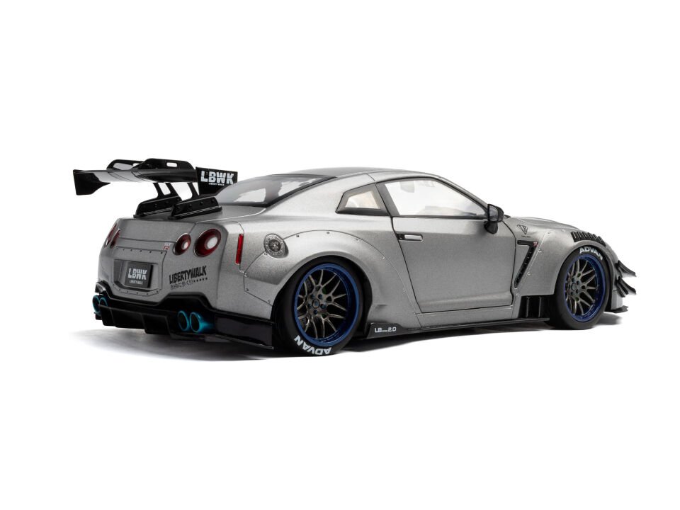 Nissan GT-R (R35) W/ Liberty Walk Body Kit 2.0 – 2023